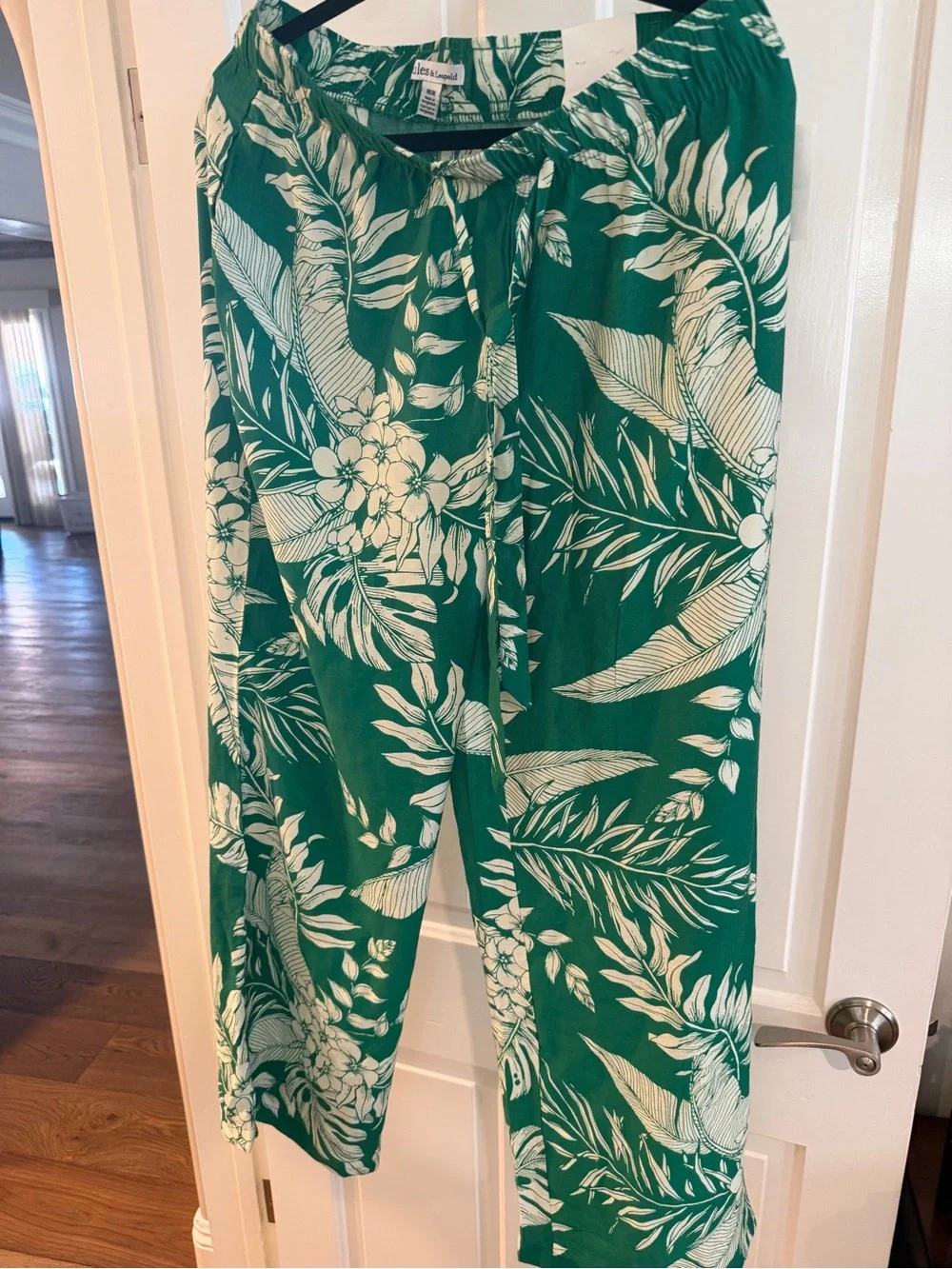 croft & barrow Green Tropical-Print Wide Leg Jumpsuit Flowy wide-leg jumpsuit in